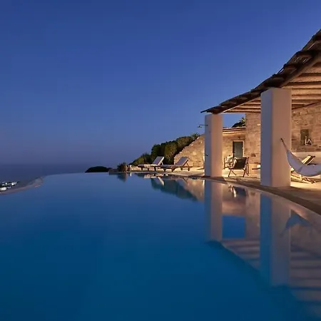 Paros Eastern Coast - 4 Bedrooms *